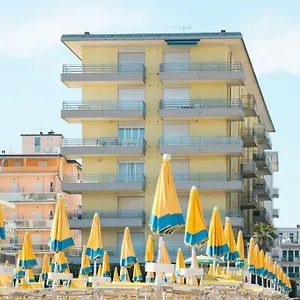 {lux Kobler} - Luminoso Fronte Mare Appartamento Lido di Jesolo